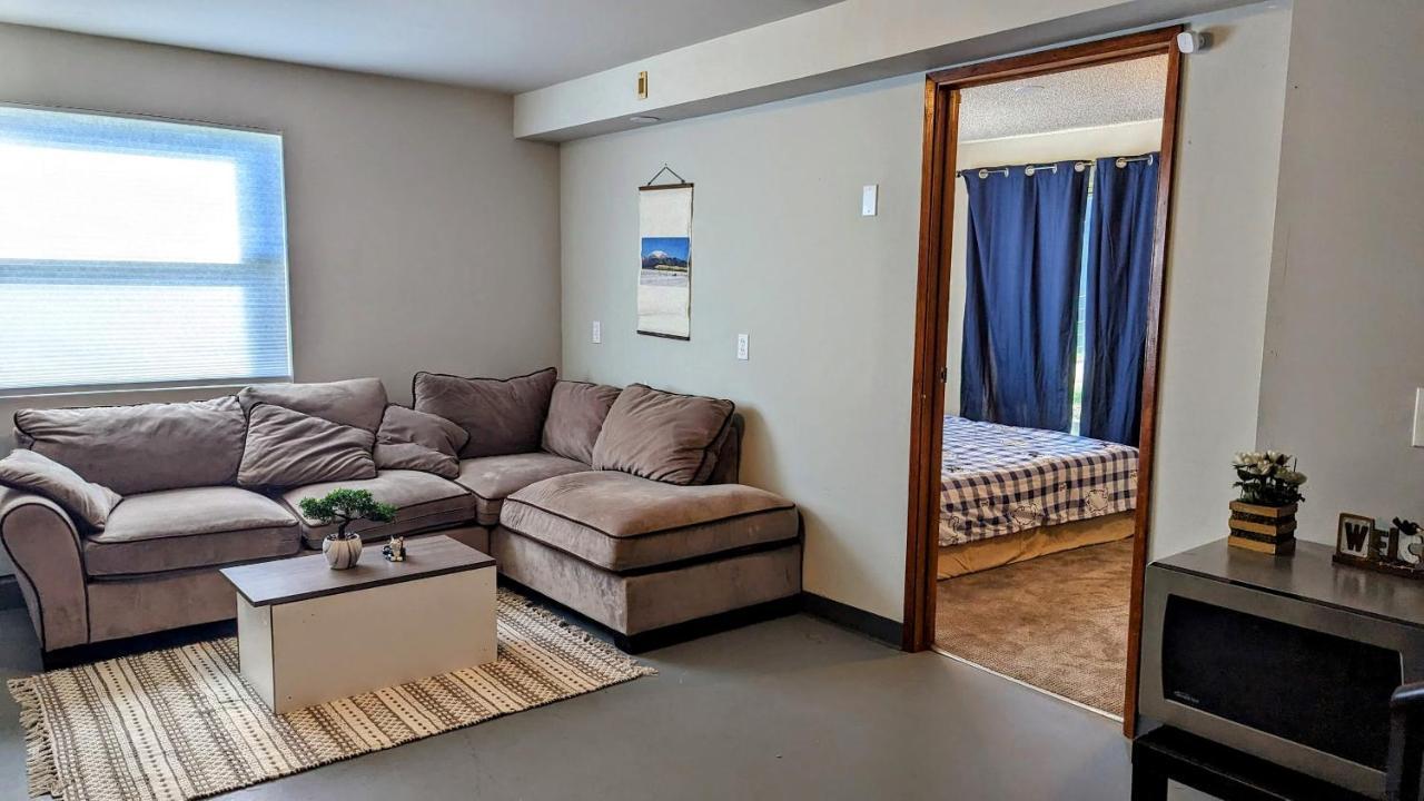 Private Guest Suite In West Bellevue Home Buitenkant foto